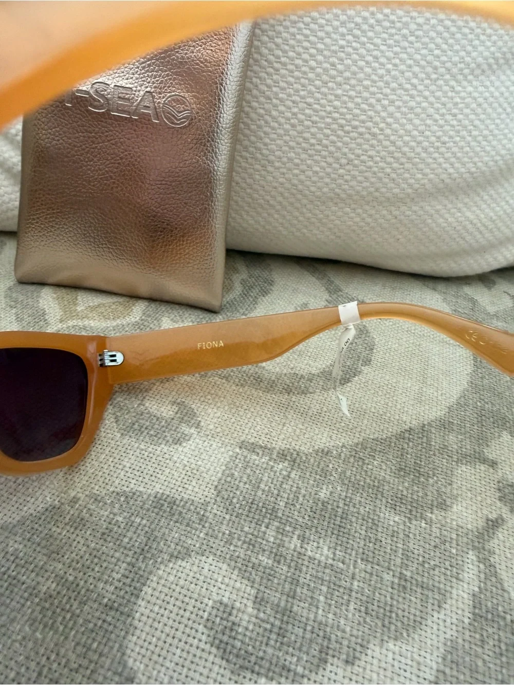 ISea sunglasses Fiona style